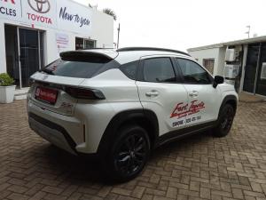 Toyota Starlet Cross 1.5 XS auto - Image 2