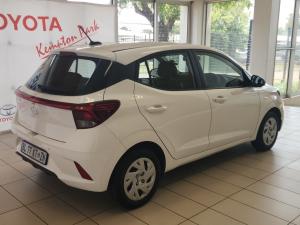 Hyundai Grand i10 1.0 Premium hatch - Image 2