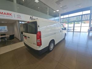 Toyota Quantum 2.8 LWBP/V - Image 2