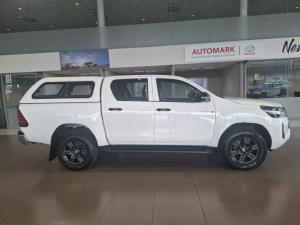 Toyota Hilux 2.4 GD-6 Raider 4X4 automaticD/C - Image 3