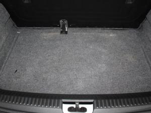 Volkswagen Polo Vivo 1.6 Highline - Image 8