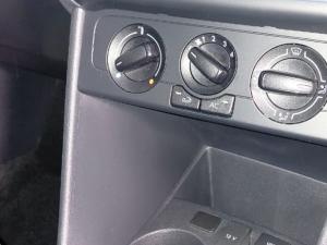 Volkswagen Polo Vivo 1.4 - Image 10