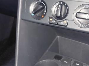 Volkswagen Polo Vivo 1.4 Life - Image 10