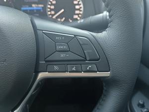 Nissan Navara 2.5DDTI PRO-4X 4X4 automatic D/C - Image 12