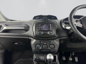 Jeep Renegade 1.4TJET Sport - Image 10