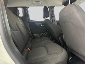 Jeep Renegade 1.4TJET Sport - Image 11
