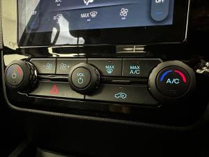 Ford Ranger 2.0D XLT HR automatic D/C - Image 6