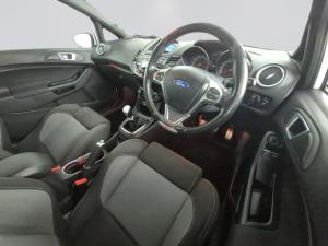Ford Fiesta ST 1.6 Ecoboost Gdti - Image 7