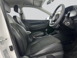 Hyundai I20 1.2 Premium - Image 17