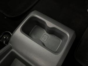 Mahindra KUV 100 1.2 K8+ - Image 17