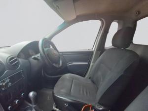 Nissan NP200 1.6 Safety PackS/C - Image 3