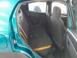 Renault Kwid 1.0 Climber 5-Door - Image 18