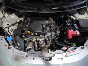 Suzuki Swift 1.2 GL - Image 18