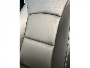 Mahindra XUV 3XO 1.2T AX7L - Image 14