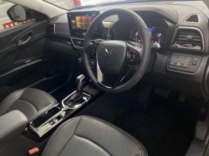 Mahindra XUV 3XO 1.2T AX7L - Image 6