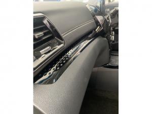 Mahindra XUV 3XO 1.2T AX7L - Image 8