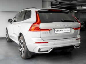 Volvo XC60 B6 AWD Ultimate Dark - Image 2