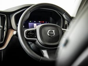 Volvo XC60 B6 AWD Ultimate Dark - Image 8