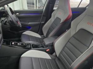 Volkswagen Golf GTI - Image 21