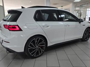 Volkswagen Golf GTI - Image 27