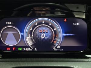 Volkswagen Golf GTI - Image 3