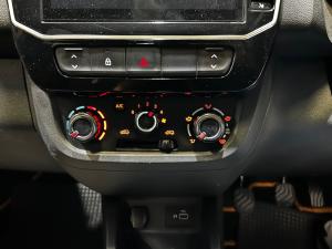 Renault Kwid 1.0 Climber manual - Image 14