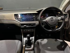 Volkswagen Polo hatch 1.0TSI Comfortline - Image 11