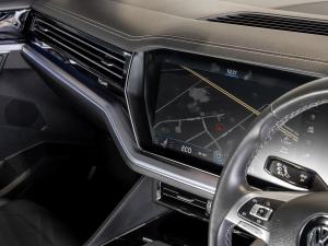 Volkswagen Touareg V6 TDI Executive R-Line - Image 12