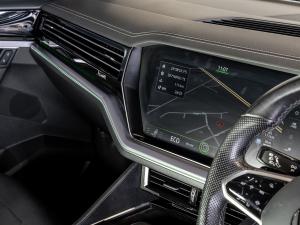 Volkswagen Touareg V6 TDI Executive R-Line - Image 12