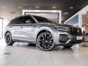 Volkswagen Touareg V6 TDI Executive R-Line - Image 2