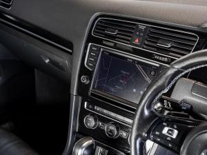 Volkswagen Golf R auto - Image 12