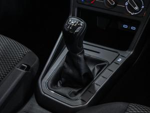 Volkswagen Polo hatch 1.0TSI - Image 11