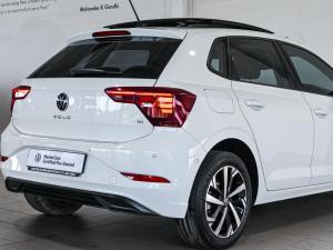 Volkswagen Polo hatch 1.0TSI Life auto - Image 13