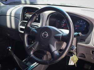 Nissan NP300 Hardbody 2.5TDi double cab Hi-rider - Image 10