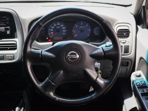 Nissan NP300 Hardbody 2.5TDi double cab Hi-rider - Image 13