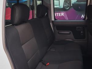 Nissan NP300 Hardbody 2.5TDi double cab Hi-rider - Image 14