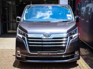 Toyota Quantum 2.8 LWB bus 9-seater VX Premium - Image 4