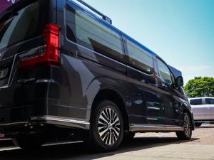 Toyota Quantum 2.8 LWB bus 9-seater VX Premium - Image 8