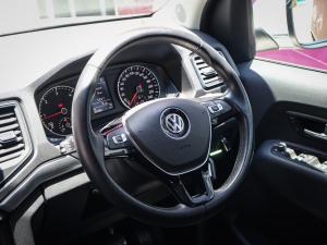 Volkswagen Amarok 2.0BiTDI double cab Highline 4Motion auto - Image 15