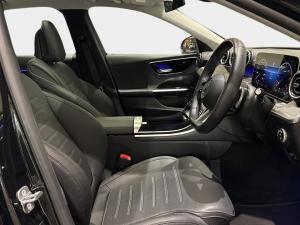Mercedes-Benz C-Class C220d Avantgarde - Image 13
