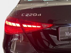 Mercedes-Benz C-Class C220d Avantgarde - Image 18