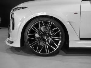 BMW X7 xDrive40d M Sport - Image 23