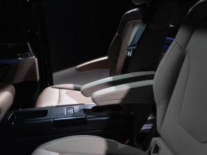 Mercedes-Benz V-Class V300d Exclusive - Image 15