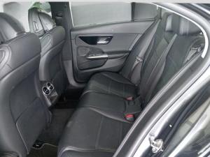 Mercedes-Benz C-Class C200 Avantgarde - Image 15