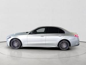 Mercedes-Benz C-Class C220d Avantgarde - Image 4