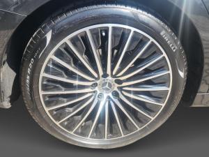 Mercedes-Benz E-Class E220d Avantgarde - Image 9
