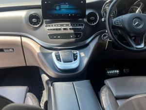 Mercedes-Benz V-Class V300d Avantgarde AMG Line - Image 12