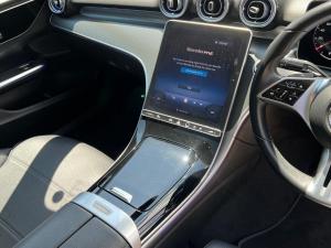Mercedes-Benz C-Class C200 Avantgarde - Image 13