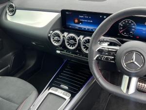 Mercedes-Benz GLA GLA200 Progressive - Image 11