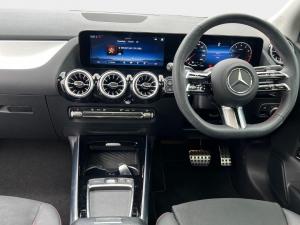 Mercedes-Benz GLA GLA200 Progressive - Image 13
